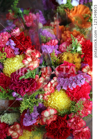 Colorful flowers lined up at a flower shop 125349655