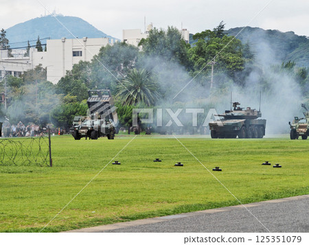 日本陸上自衛隊小倉駐地模擬作戰訓練對外開放 日本陸上自衛隊小倉駐地模擬作戰訓練對外開放 125351079