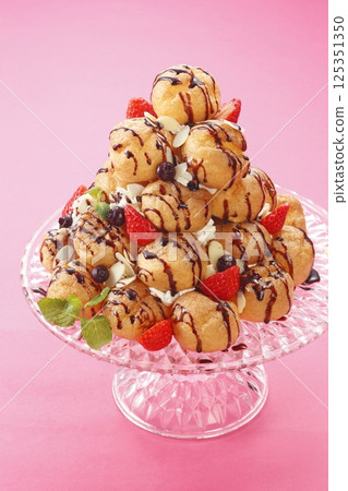 Purple cream tower 125351350