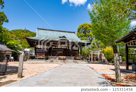 Yaiwahana Shrine in Nishigamicho, Kure City, Hiroshima Prefecture 125351456