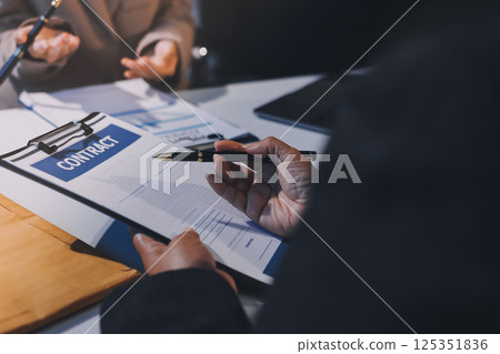 Concept of legal counseling. The lawyer or legal counsel is listening and providing advice to business people. Concept of legal counseling. The lawyer or legal counsel is listening and providing advice to business people. 125351836