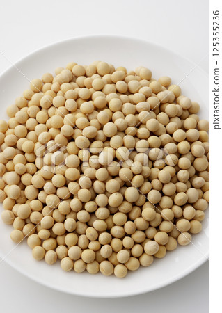 Soybeans on a white plate 125355236