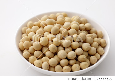 Soybeans from Hokkaido served on a white plate 125355390