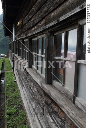 old wooden building 125357788
