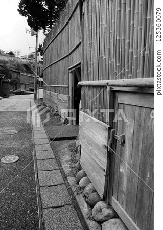 A port town that developed as a port of call for Kitamae ships and still retains many traditional buildings... Sado's "Sukunegi" A port town that developed as a port of call for Kitamae ships and still retains many traditional buildings... Sado's "Sukunegi" 125360079