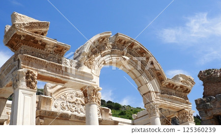 以弗所遺址哈德良神廟 125360239