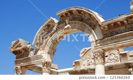 以弗所遺址哈德良神廟 125360269