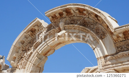 以弗所遺址哈德良神廟 125360271