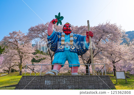 日本最佳天狗和櫻花：戶倉貓公園（長野縣千曲市） 125362808