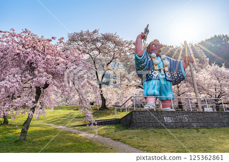 Japan's best Tengu and cherry blossoms: Tokura Kitty Park (Chikuma City, Nagano Prefecture) 125362861