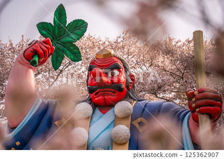 Japan's best Tengu and cherry blossoms: Tokura Kitty Park (Chikuma City, Nagano Prefecture) 125362907
