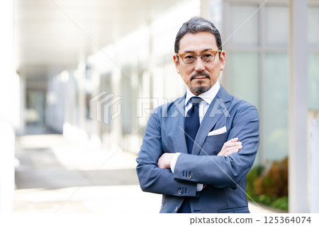 商人室外肖像 125364074