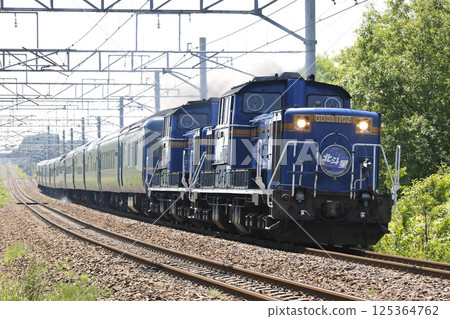 [ARCHIVE] Hokutosei, the luxury sleeper train 125364762