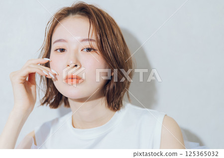 Hairstyle images for young women 125365032