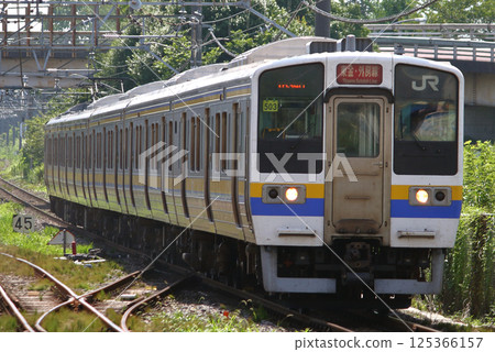 外房線211系列列車(東金線往千葉方向) 外房線211系列列車(東金線往千葉方向) 125366157