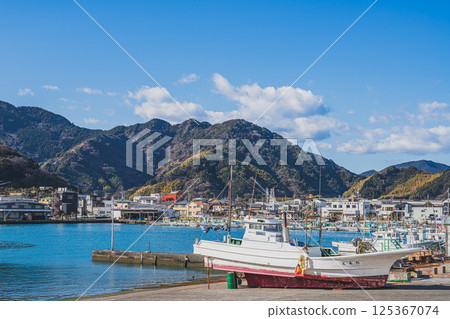 Scenery of Mochimune Port in Shizuoka City (Shizuoka Prefecture) Scenery of Mochimune Port in Shizuoka City (Shizuoka Prefecture) 125367074