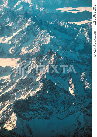 Snow capped Himalayan mountain peaks in Tibet Snow capped Himalayan mountain peaks in Tibet 125368202