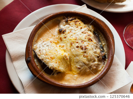Spanish eggplants stuffed with meat 125370646