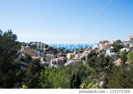 Picturesque mediterranean village close to Marseille 125373269