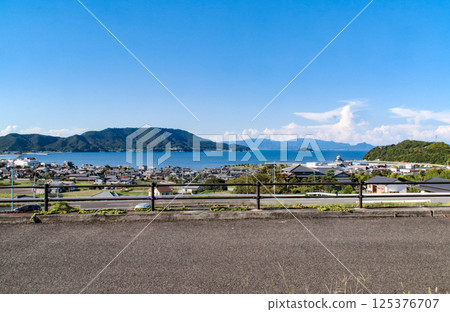 從香川縣贊岐市津田町津田之松原服務區/鶴羽眺望 從香川縣贊岐市津田町津田之松原服務區/鶴羽眺望 125376707