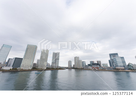 東京天際線和摩天大樓 125377114