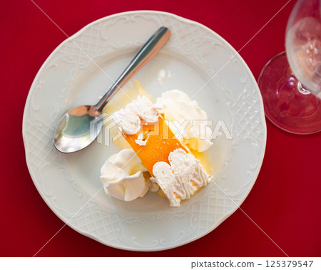 Ice cream with whiskey. Sweet dessert after delicious dinner 125379547