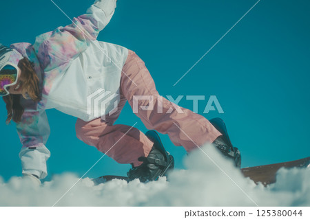 snowboard, snowboarding, female 125380044