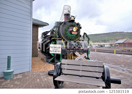 大峽谷鐵路極地特快裝飾蒸汽機車 125381519