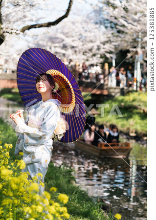 中年旅行:春季和服與小江戶觀光 中年旅行:春季和服與小江戶觀光 125381885