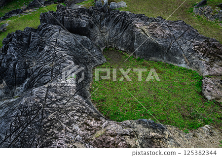 今歸仁城遺址：城內岩石，世界遺產 125382344