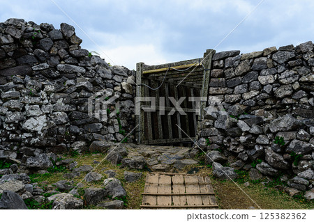 世界遺產今歸仁城遺址石牆 世界遺產今歸仁城遺址石牆 125382362