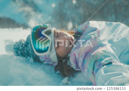 滑雪板 女生 女孩 125386131