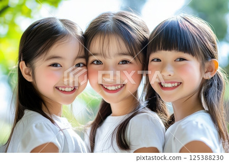 一群從事娛樂活動的日本女孩(兒童模特兒、兒童演員、娛樂業、歌手、兒童舞蹈) 一群從事娛樂活動的日本女孩(兒童模特兒、兒童演員、娛樂業、歌手、兒童舞蹈) 125388230