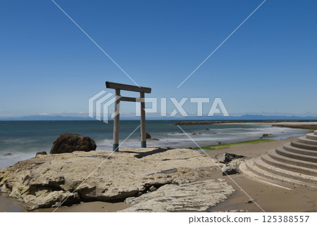 Torii gate of Tsubuteura, Minamichita 125388557