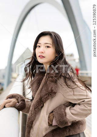 女人看海,約會女友的感覺 女人看海,約會女友的感覺 125390879