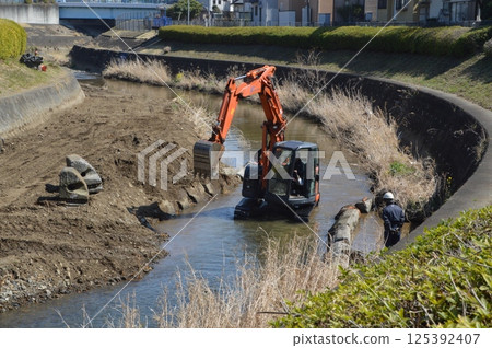 河流施工現場 125392407