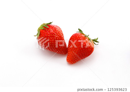 Delicious looking strawberries Delicious looking strawberries 125393623