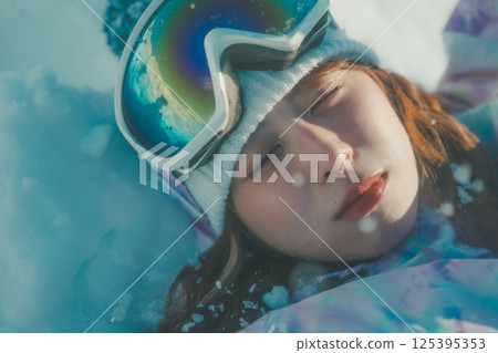 女生 女孩 女性 125395353