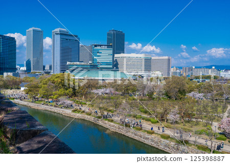 Osaka Castle Park and Osaka Business Park in Osaka City Osaka Castle Park and Osaka Business Park in Osaka City 125398887