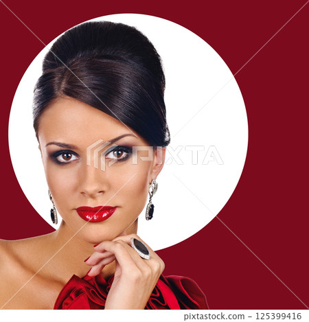 Beautiful fashionable female Beautiful fashionable female 125399416