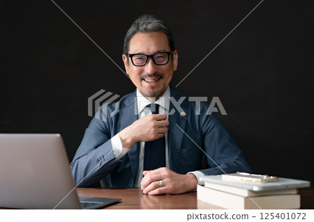 律師諮詢 125401072