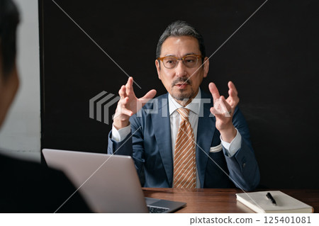 Consultation, face-to-face, interview 125401081