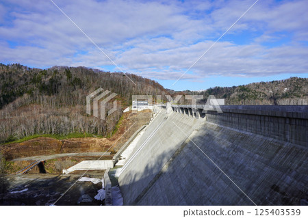 Shinkatsurazawa Dam 125403539