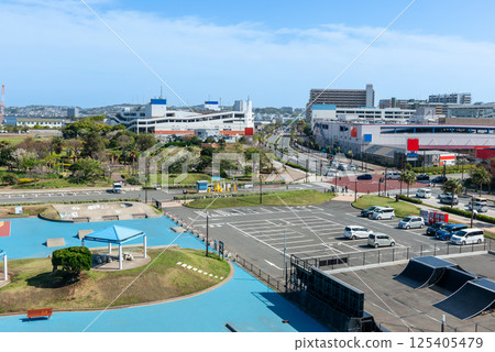Streets of Heisei-cho area, Yokosuka City, Kanagawa Prefecture, Umikaze Park, and shopping center 125405479