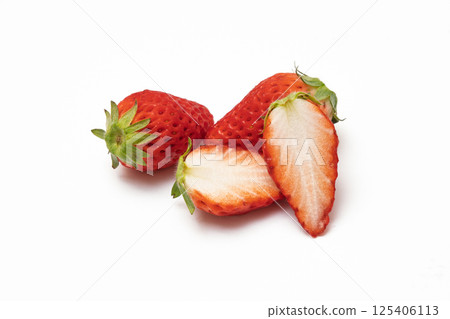 Crimson strawberries 125406113