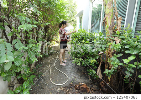 Spending time in The Garden 125407063