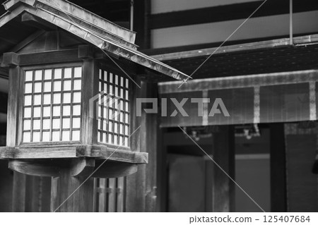 [Sumiyoshi Taisha] A historic shrine in Osaka city 125407684