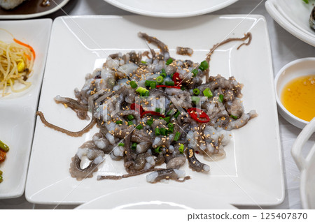 Korean food. chopped live octopus 125407870