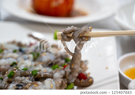 Korean food. chopped live octopus 125407883