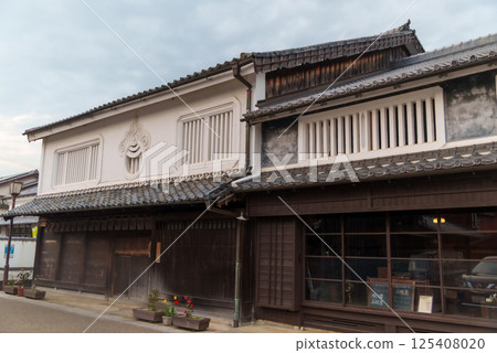 Sekijuku, townhouses in the evening 125408020